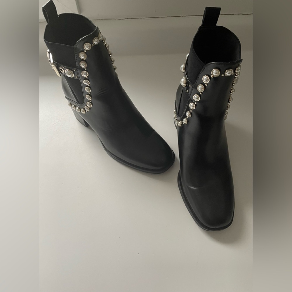 Zara black ankle booties size 37 UK Fits US 6 1/2